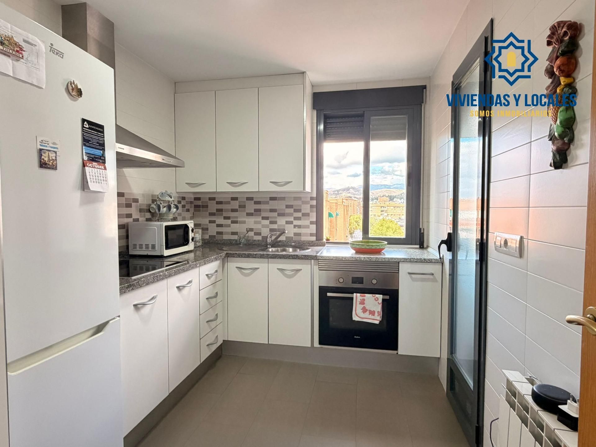 Flat to rent in Calle isla cristina, Barrio de Zaidín, Zaidín