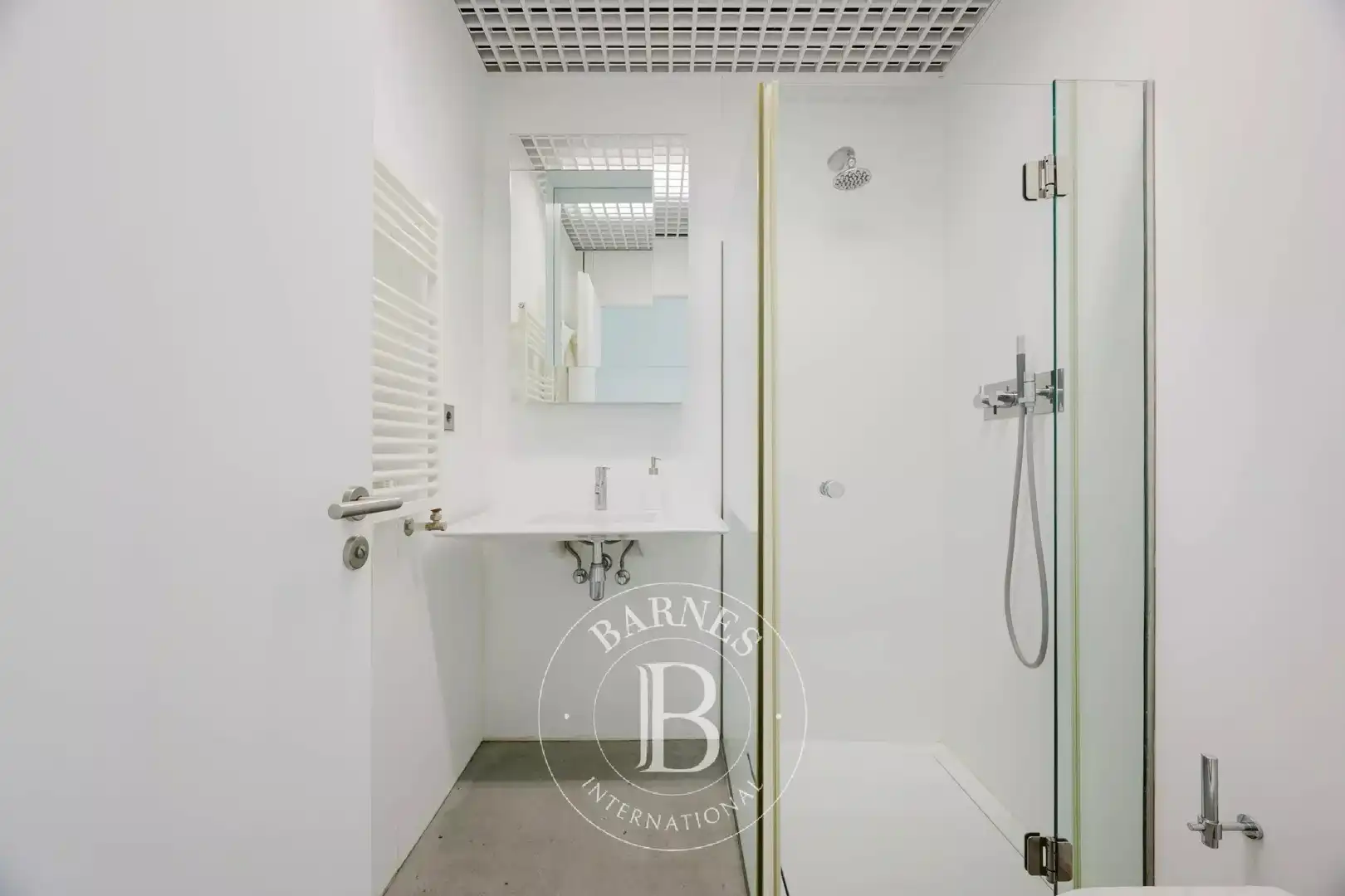 Bany de Casa o xalet en venda en Valle de Egüés / Eguesibar amb Calefacció, Terrassa i Piscina