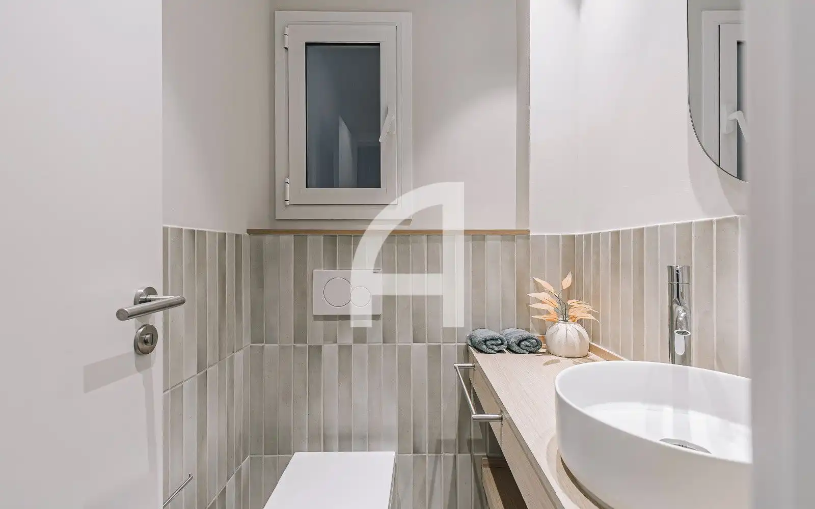 Bathroom of Flat for sale in Barcelona  with Air Conditioner, Heating and Parquet flooring