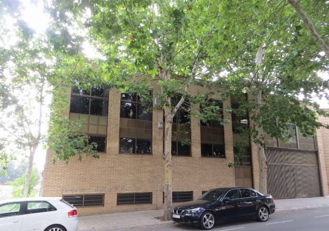 Nave industrial en Venta en Almansa