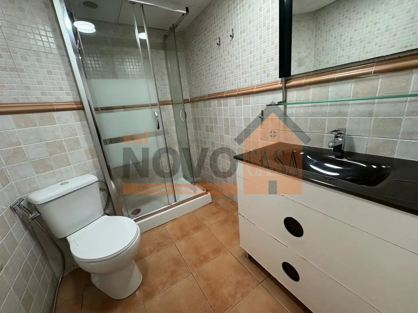 Bathroom of Flat for rent in Valencia