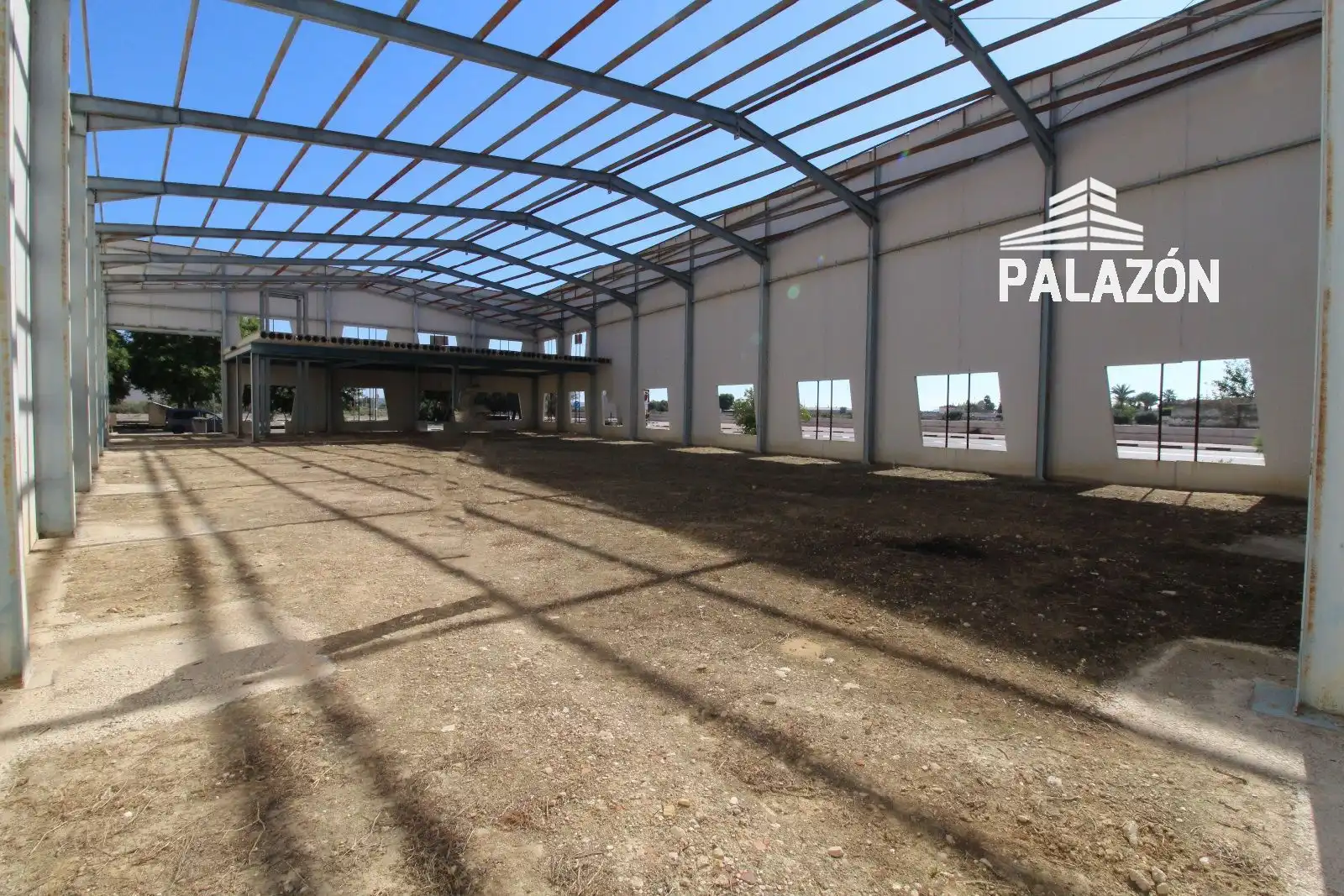 Industrial building to rent in Dolores, imagen 3
