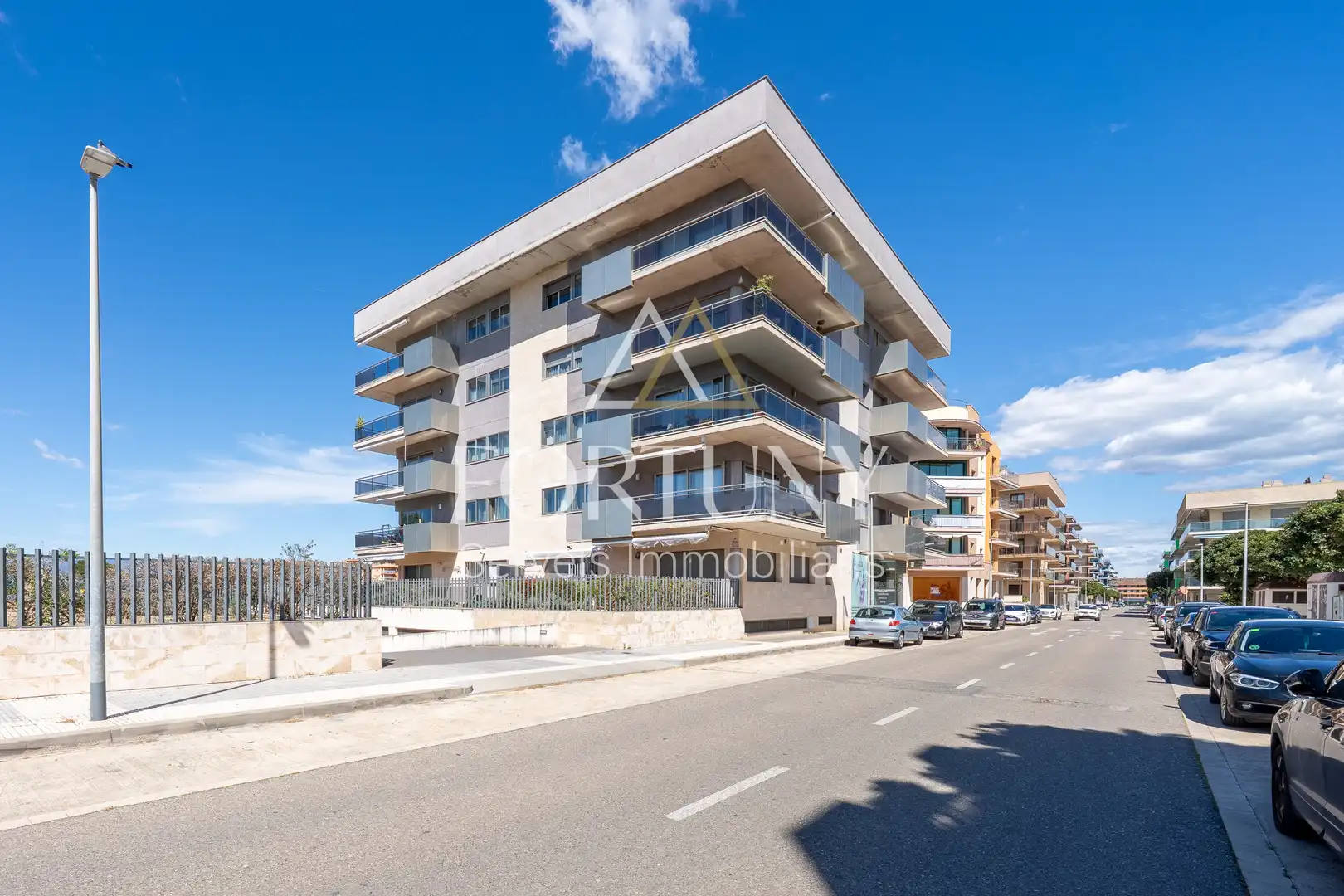 Außenansicht von Dachboden zum Verkauf in Cambrils mit Klimaanlage, Abstellraum und Schwimmbad
