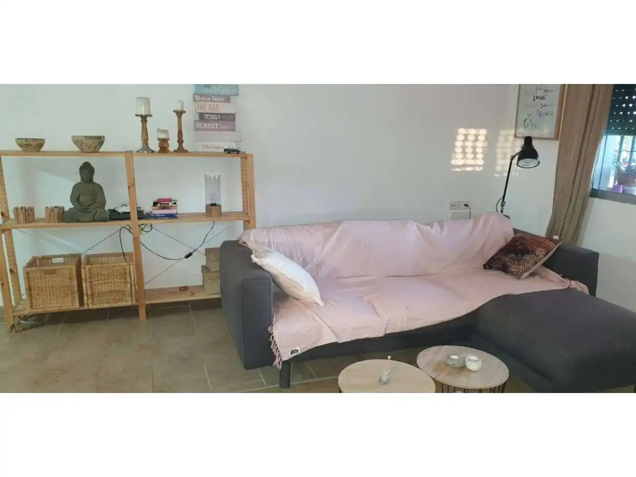 Sala d'estar de Casa o xalet de lloguer en Chipiona amb Aire condicionat, Calefacció i Terrassa