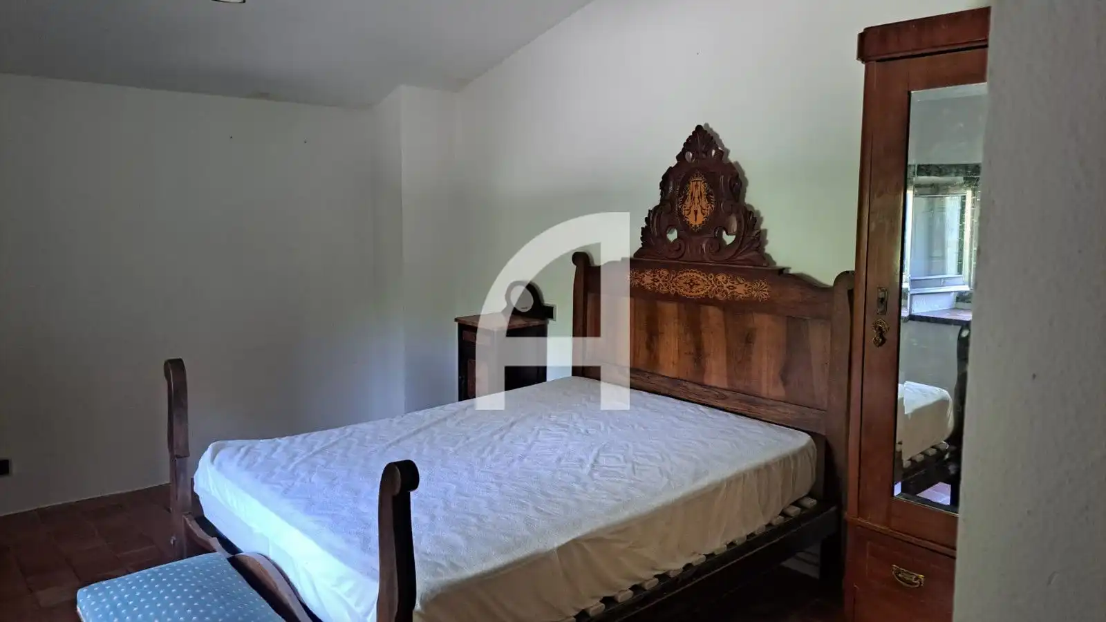 Dormitori de Casa o xalet de lloguer en Aiguaviva amb Calefacció, Jardí privat i Terrassa