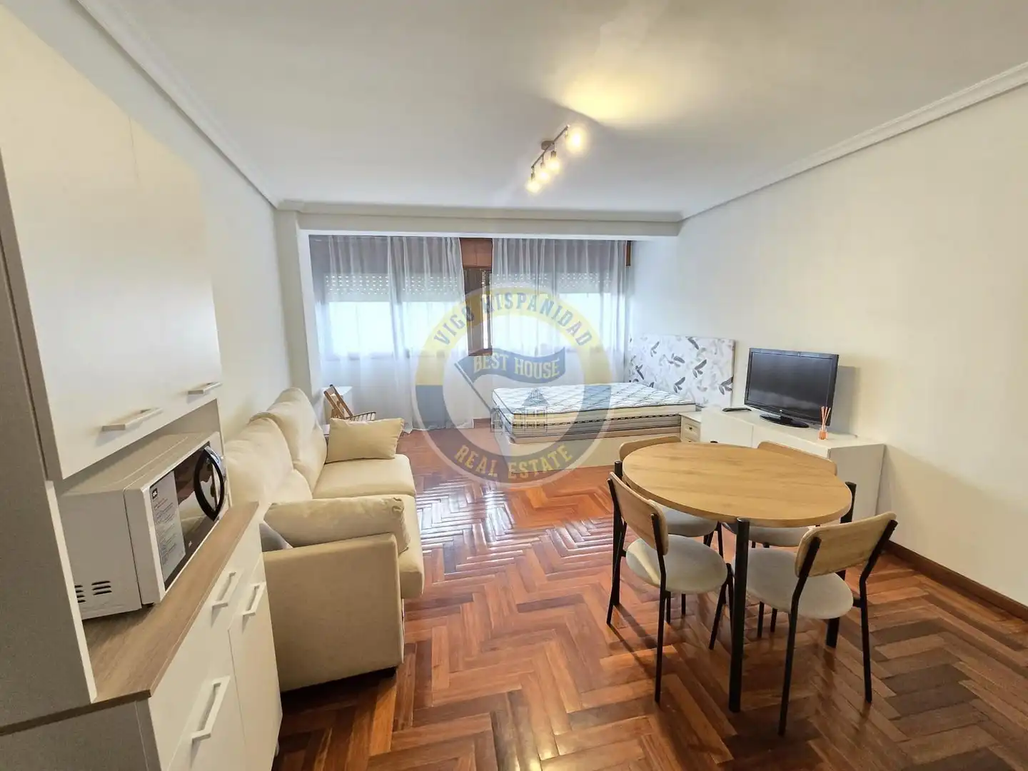 Estudio de alquiler en Avenida Avenida Florida, As Travesas - Balaídos