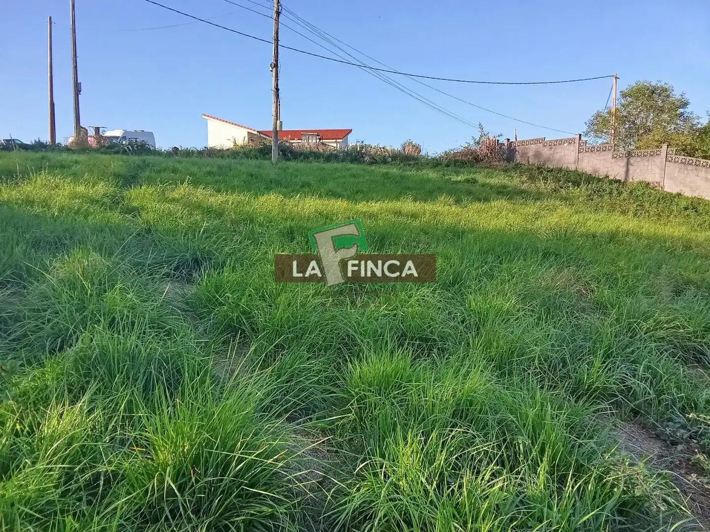 Residencial en venda a LA PERAL POLIGONO 16, Illas