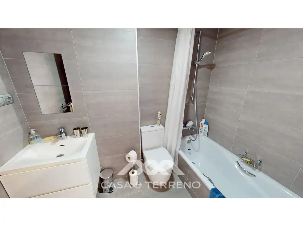 Bany de Apartament en venda en Vélez-Málaga amb Aire condicionat i Piscina comunitària