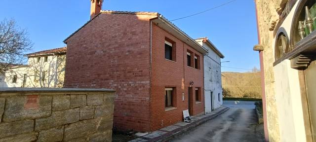 Casa-chalet en Venta en Valle de Oca