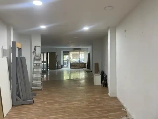 Business premises to rent in Avenida RABANALES, imagen 6