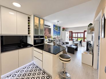 Apartamento con ascensor en venta en Rincón de Loix