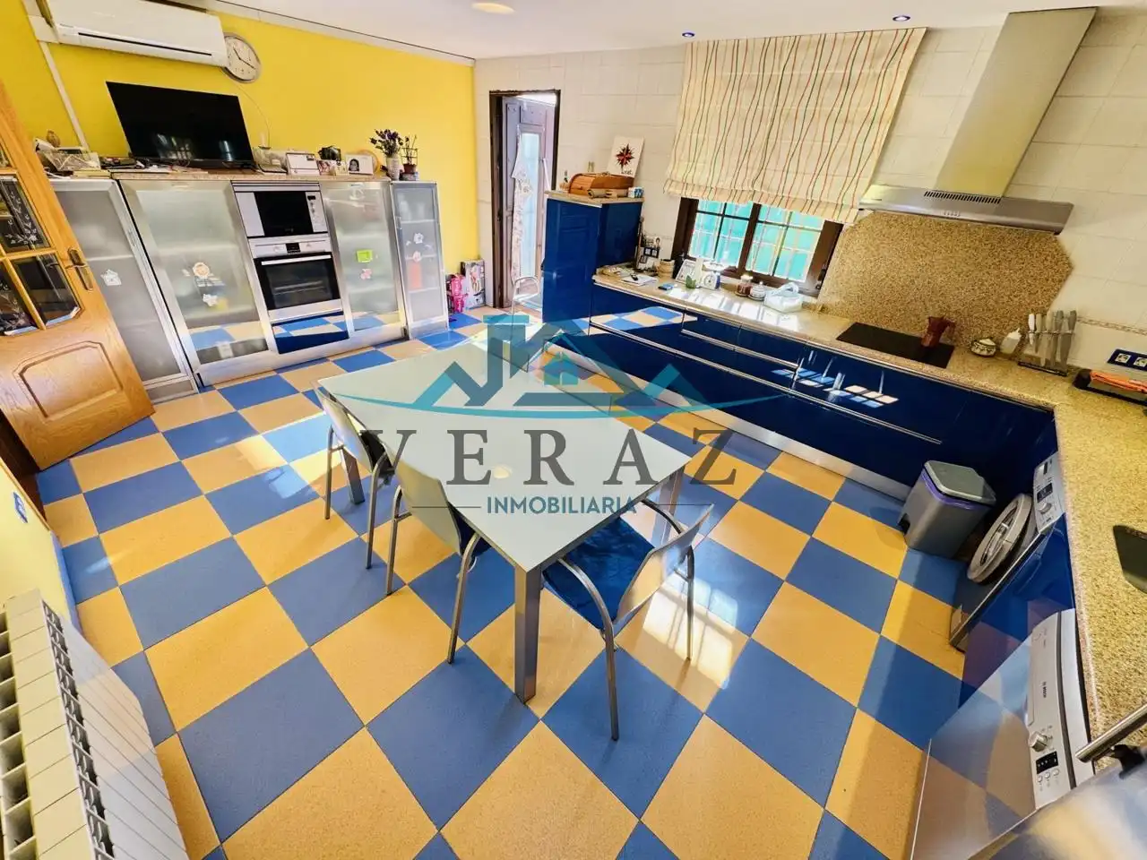 Cocina de Casa o chalet en venta en La Pueblanueva con Aire acondicionado, Calefacción y Jardín privado