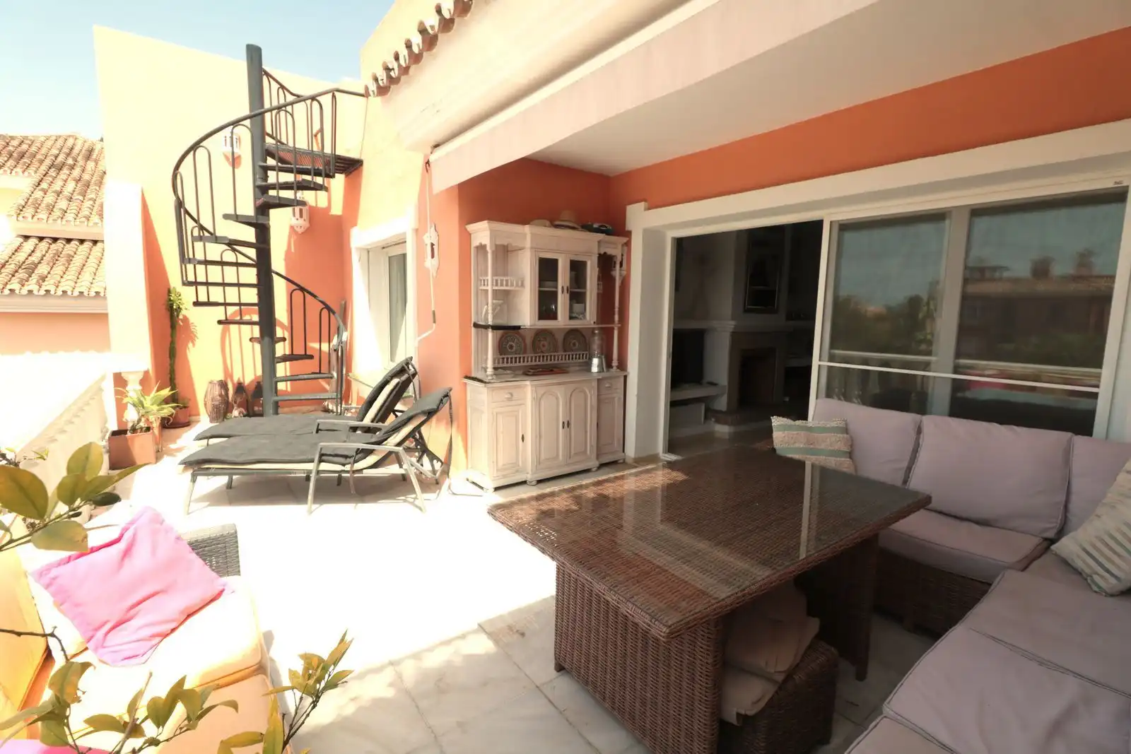 Terraza de Piso en venta en Estepona con Aire acondicionado, Terraza y Amueblado
