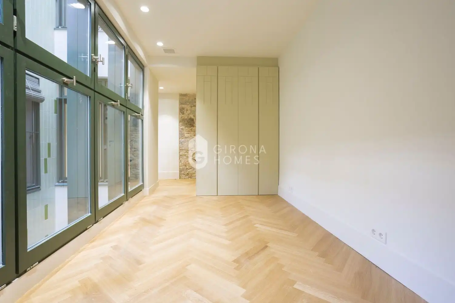 Apartments for rent in Centre - Barri Vell
