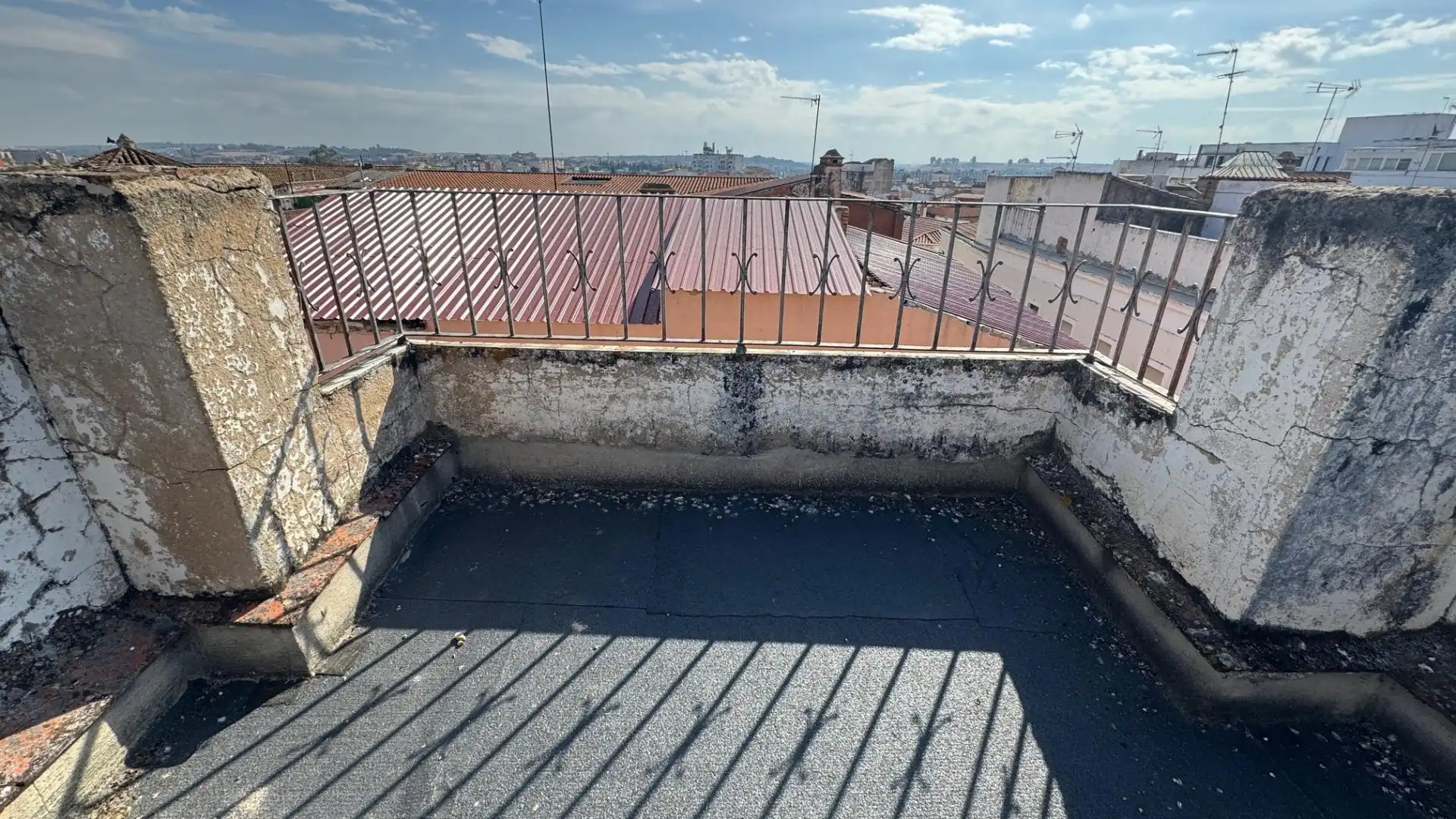 Terrassa de Casa o xalet en venda en Badajoz amb Terrassa, Traster i Balcó