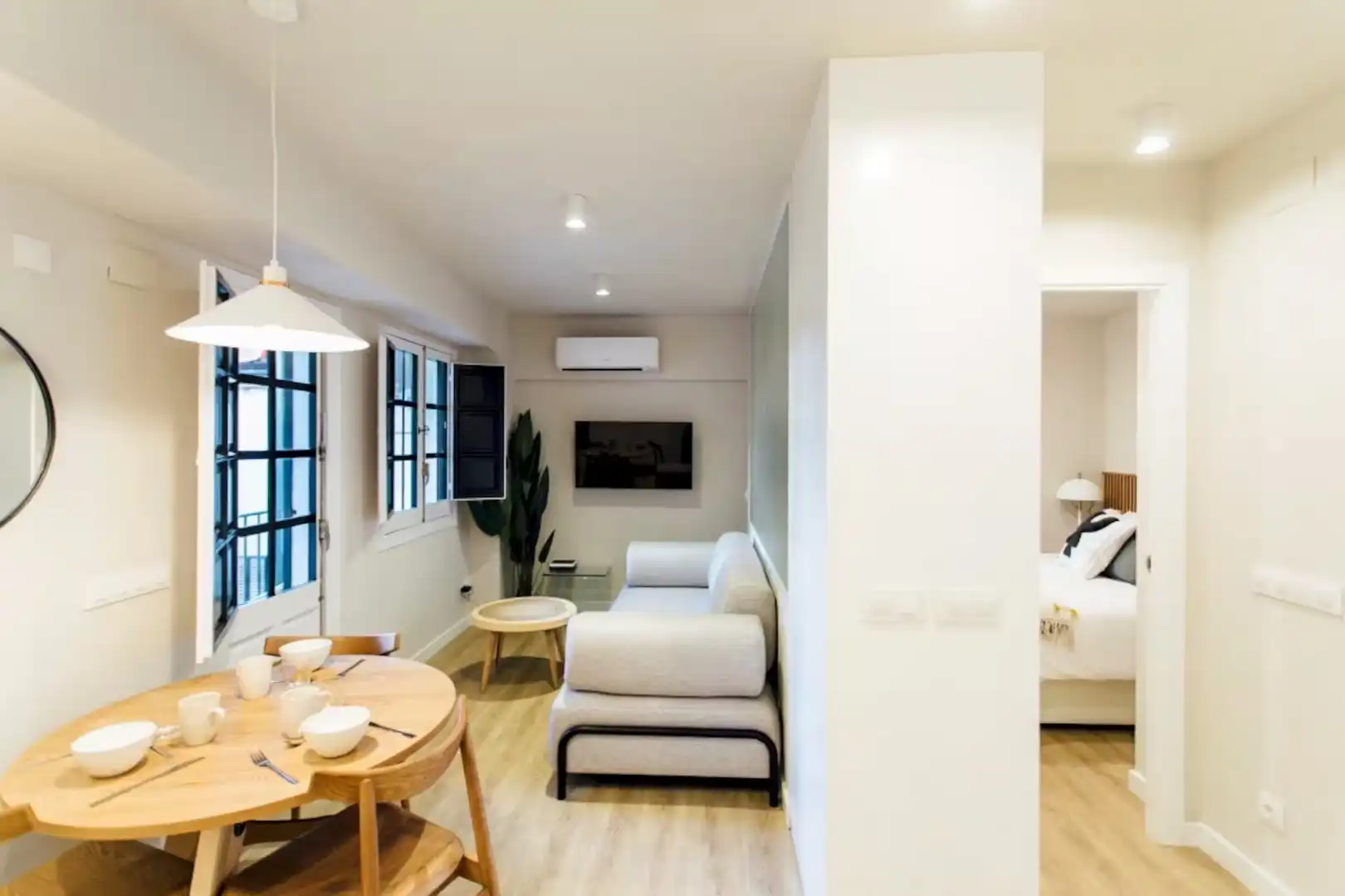 Apartment with terrace for sale in Calle Alfalfa 7