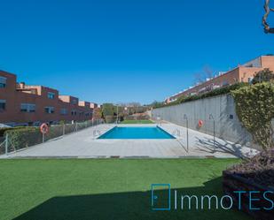 Swimming pool of Single-family semi-detached for sale in Sant Quirze del Vallès  with Air Conditioner, Terrace and Balcony