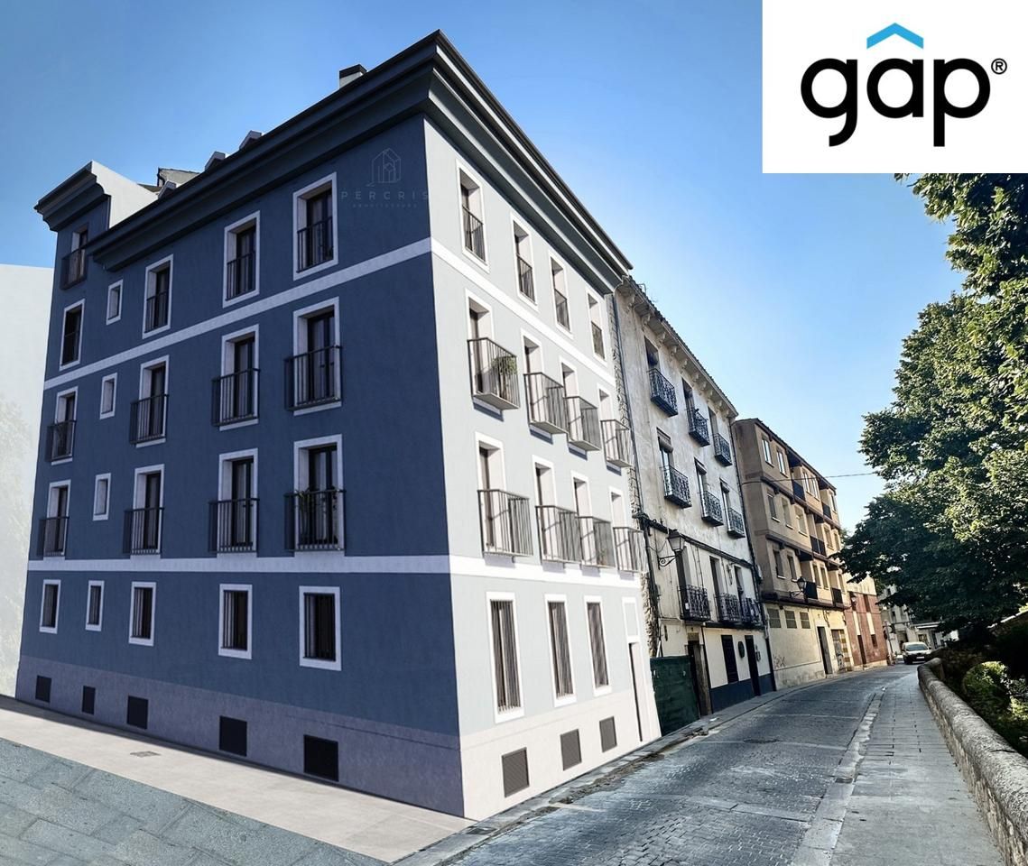 Vista exterior de Apartament en venda en Cuenca Capital amb Calefacció, Traster i Moblat