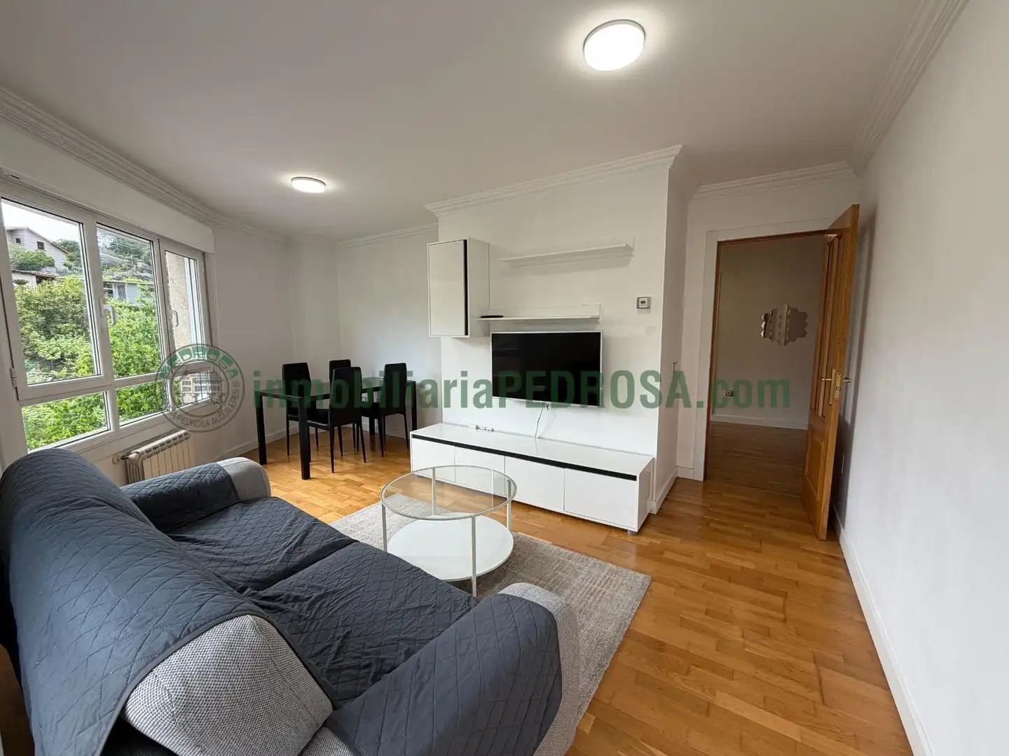 Sala d'estar de Apartament en venda en Poio amb Calefacció