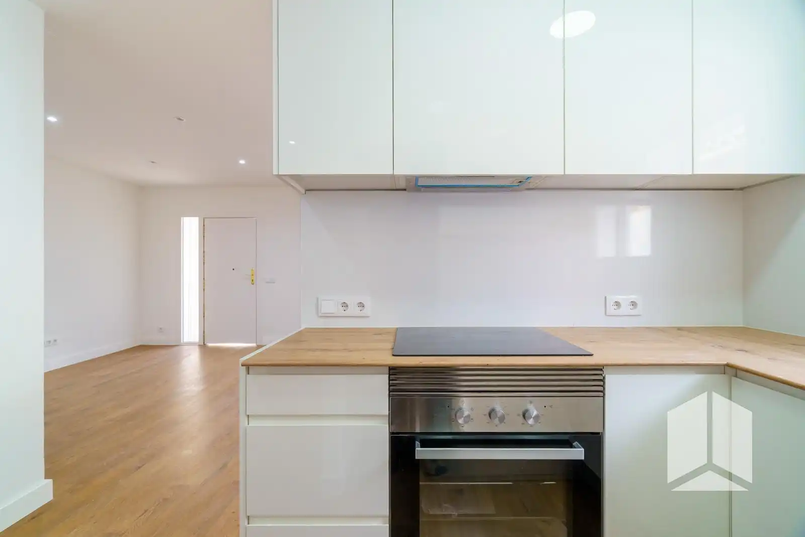 Erdgeschosswohnung zum Verkauf in Carrer 3, imagen 2