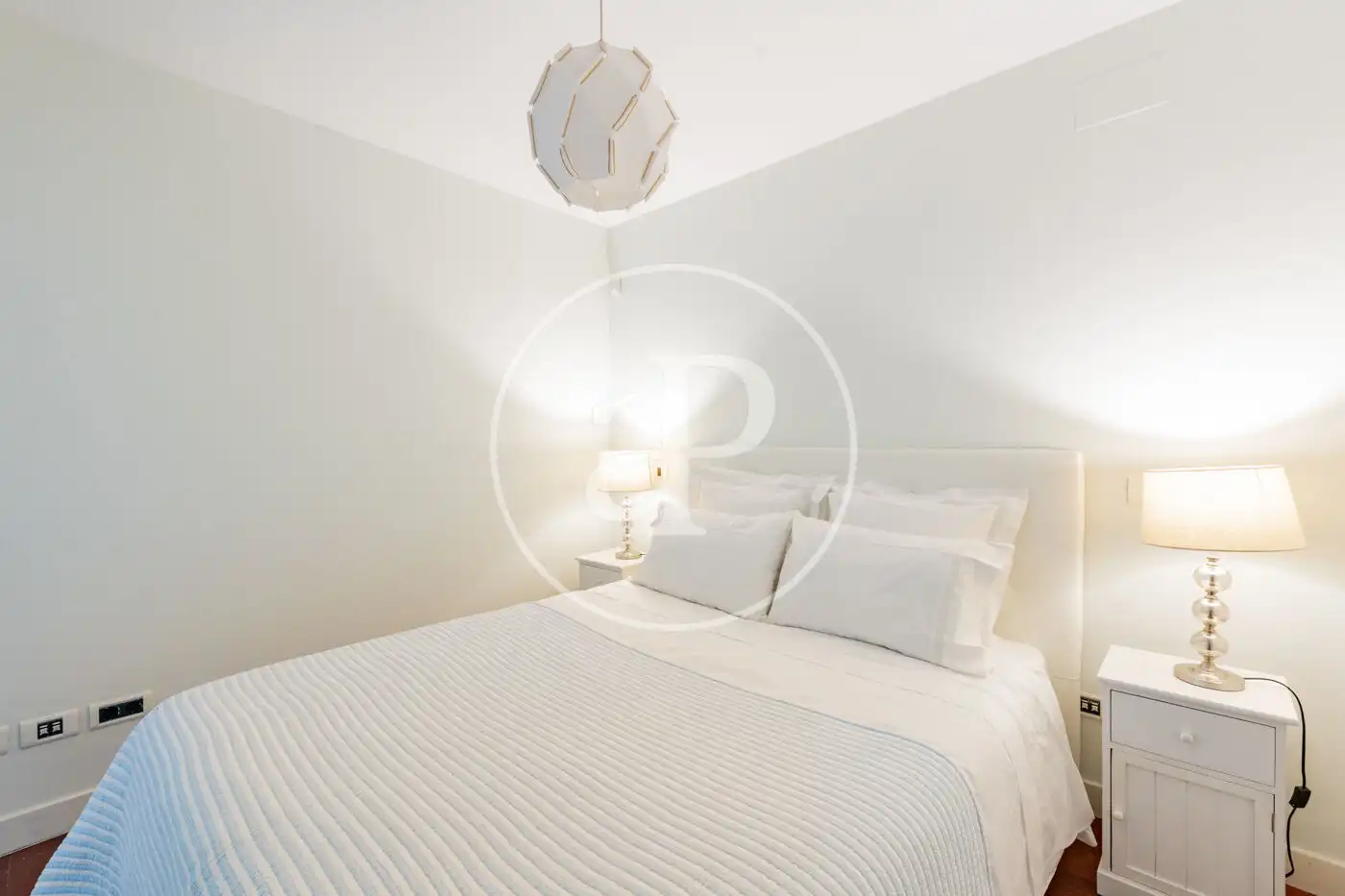 Schlafzimmer von Wohnung zum Verkauf in Madrid mit Klimaanlage, Heizung und Möbliert