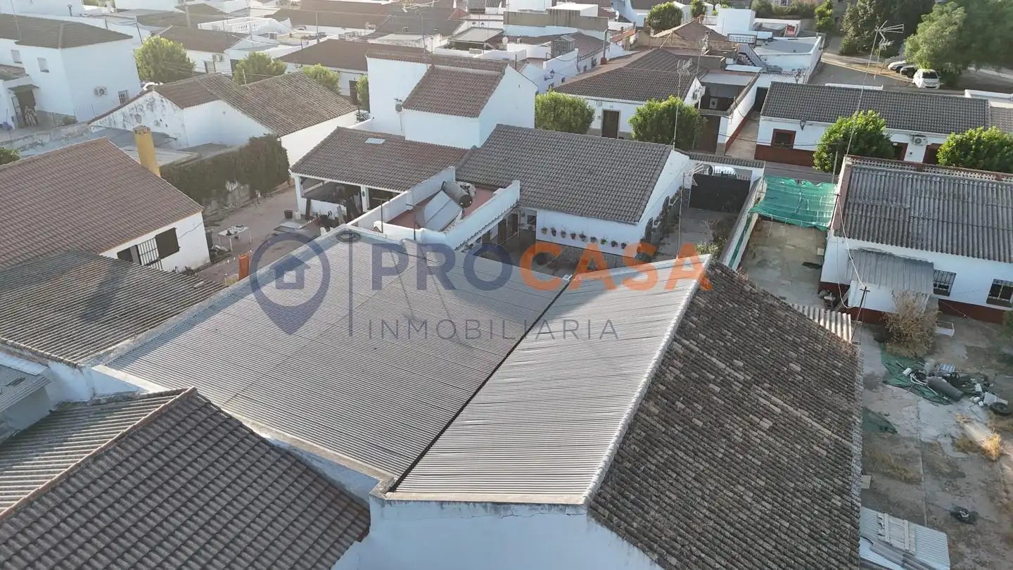 Vista exterior de Casa o xalet en venda en Utrera
