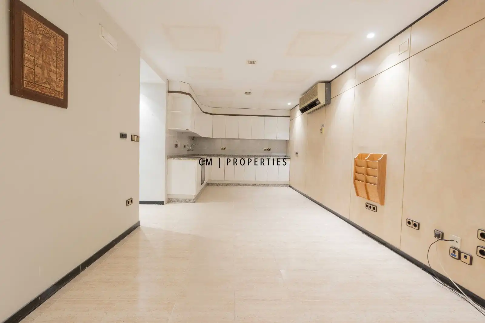 Oficina de alquiler en  Valencia Capital con Aire acondicionado