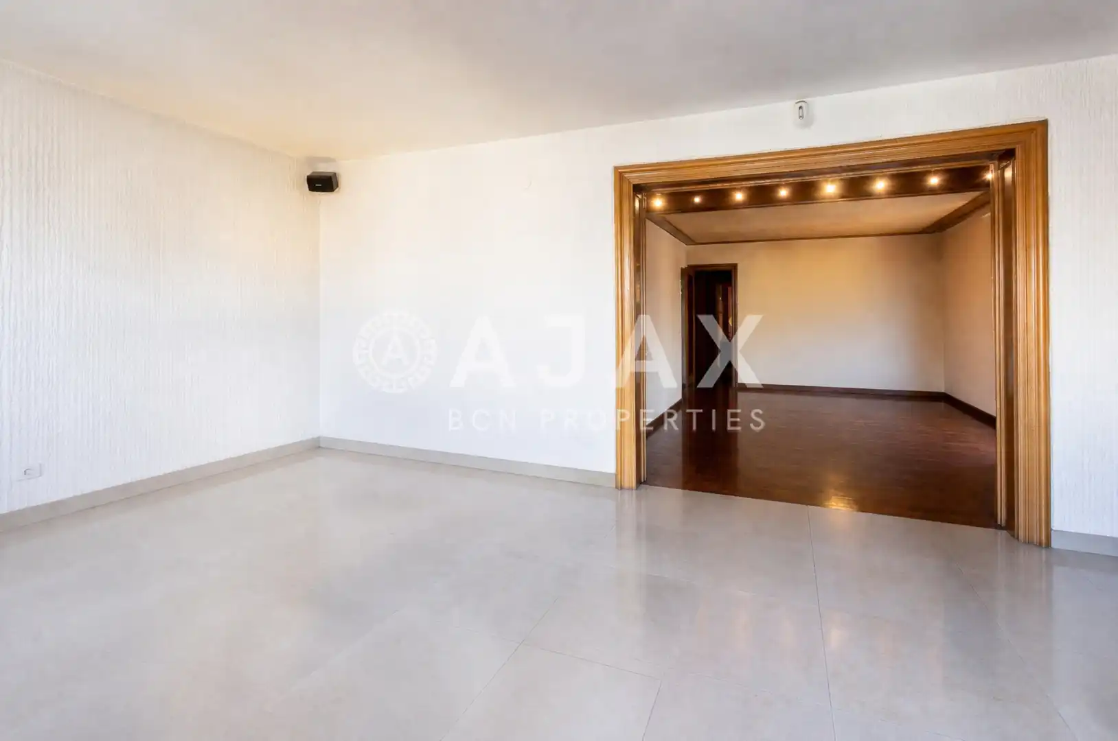 Ático en venta en Barcelona con Aire acondicionado, Calefacción y Terraza