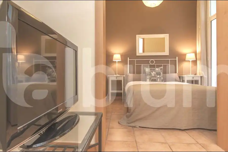 Schlafzimmer von Wohnung zur Miete in Barcelona mit Klimaanlage und Heizung