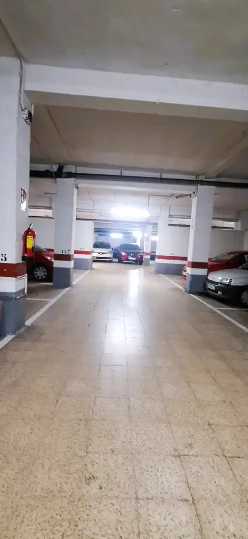 Parking of Garage for rent in Zaragoza
