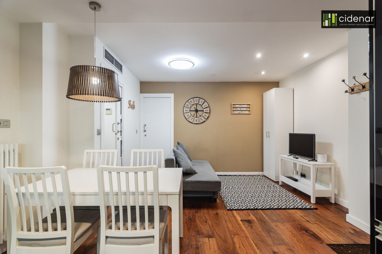 Living room of Flat for sale in  Pamplona / Iruña  with Air Conditioner, Heating and Parquet flooring