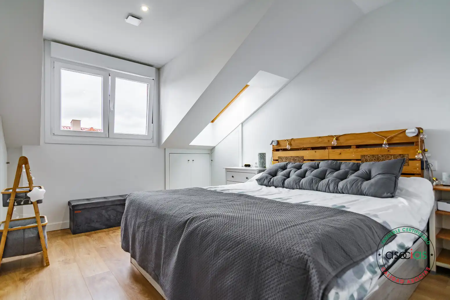 Bedroom of Detached homes for sale in Siero  with Heating, Private garden and Storage room