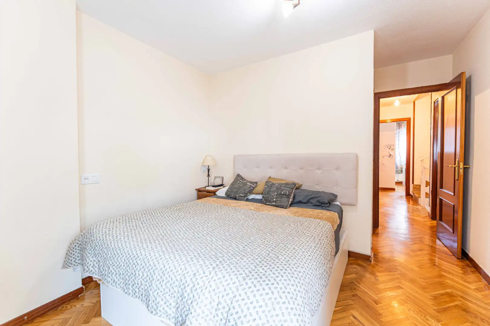 Bedroom of Houses for sale in Moralzarzal  with Heating, Parquet flooring and Oven