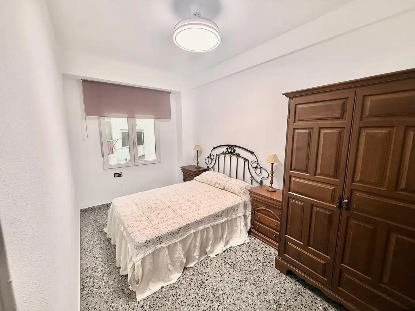 Dormitori de Apartament de lloguer en Alicante / Alacant amb Aire condicionat, Moblat i Balcó