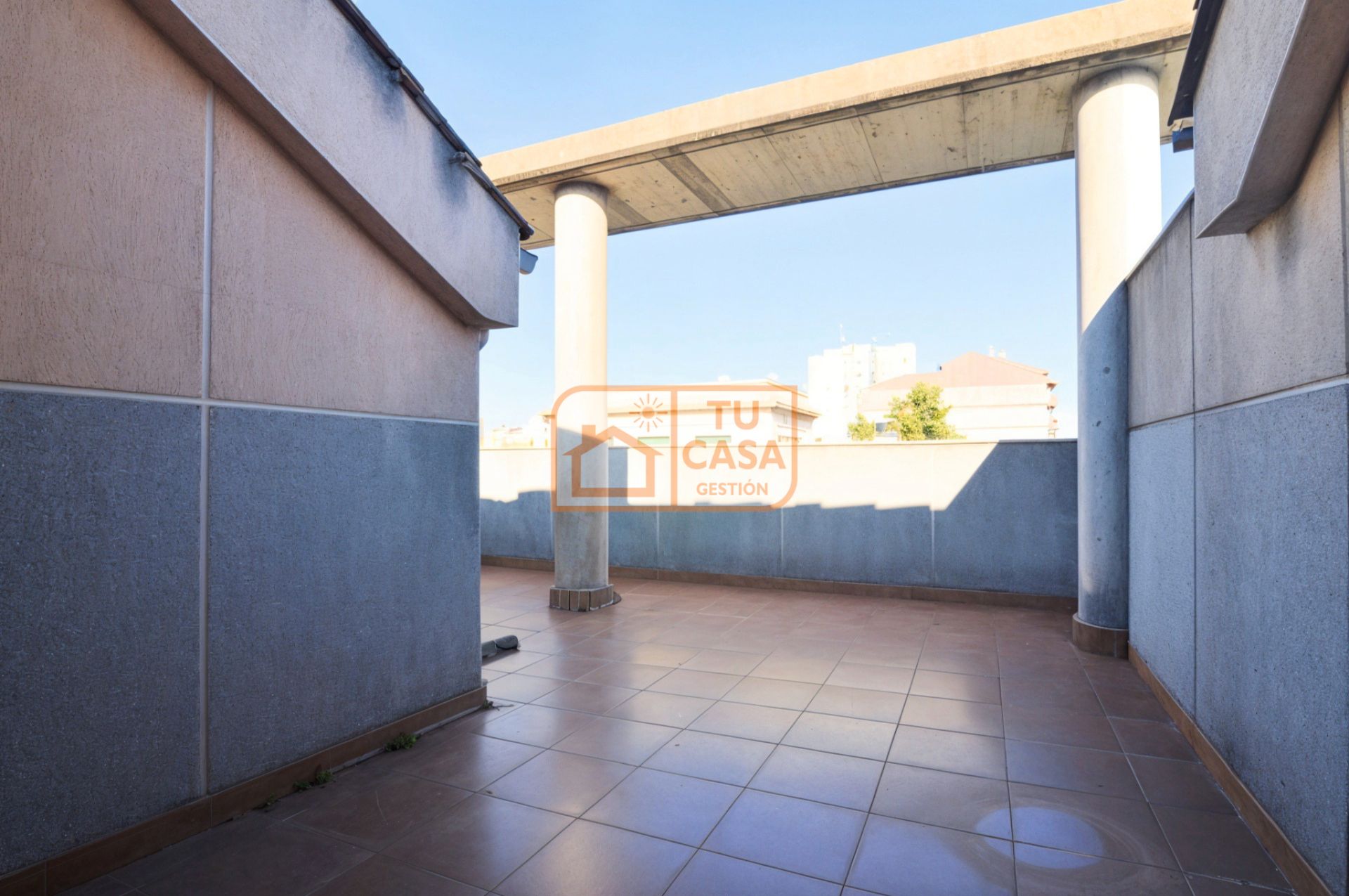 Terrassa de Pis en venda en Cáceres Capital amb Aire condicionat, Calefacció i Jardí privat