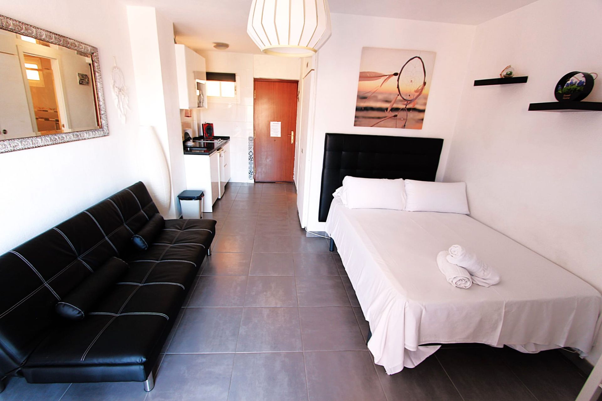 Habitación de Estudio en venta en Benalmádena con Aire acondicionado, Terraza y Piscina comunitaria