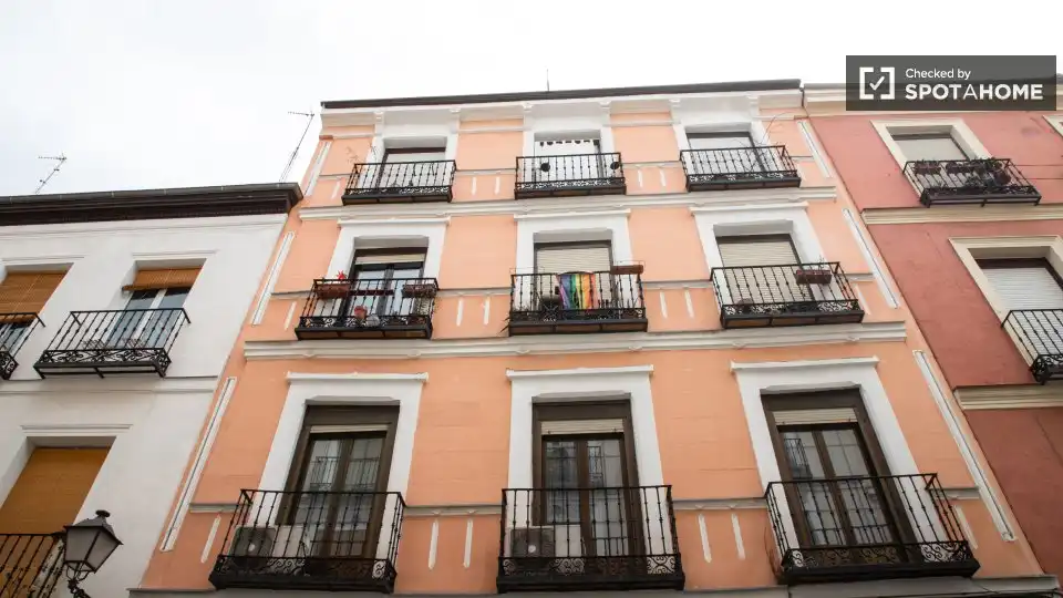 Vista exterior de Pis de lloguer en Madrid amb Aire condicionat, Calefacció i Moblat