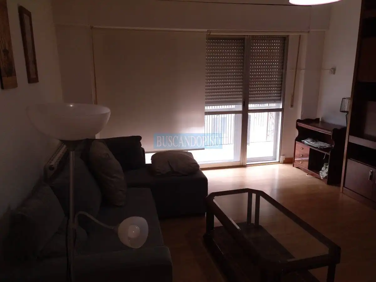 Flat for rent in Residencia