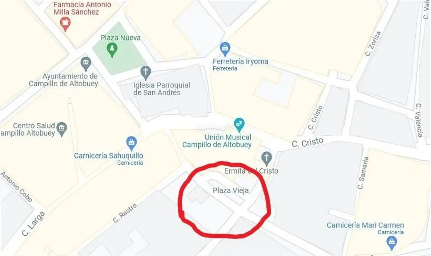 Vivienda con jardín en venta en Plaza Vieja 24, imagen 3
