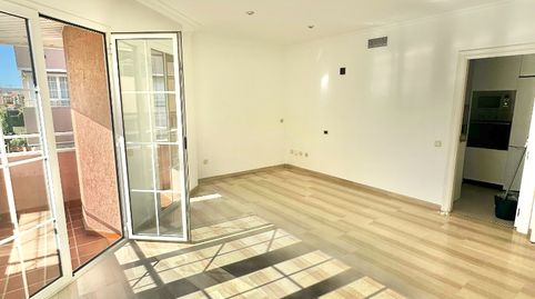Photo 3 of Flat for rent in Calle Profesor Sainz Cantero, Centro - Sagrario, Granada Capital