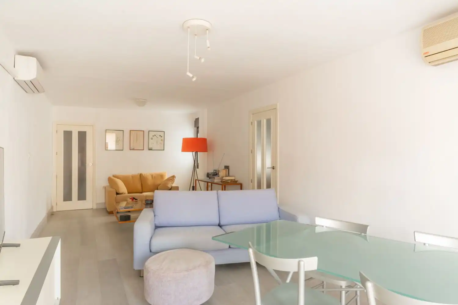 Living room of Flat for sale in Nervión