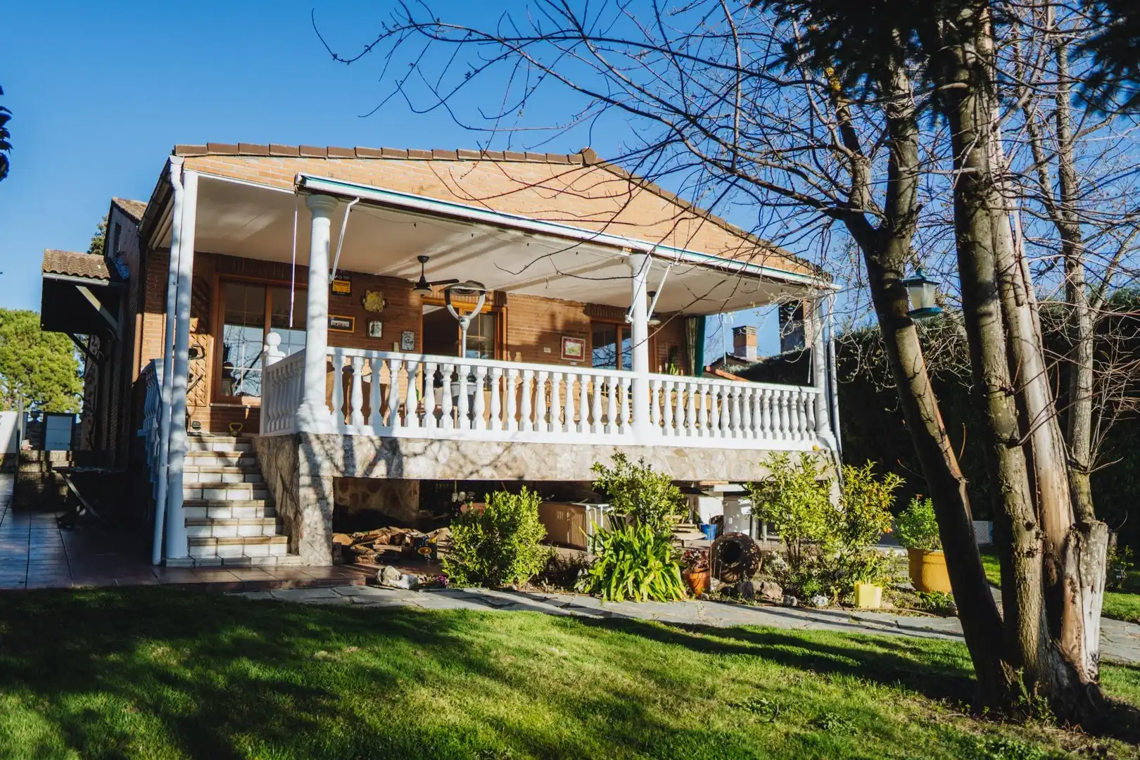 Vista exterior de Casa o chalet en venta en Rivas-Vaciamadrid con Aire acondicionado, Calefacción y Jardín privado