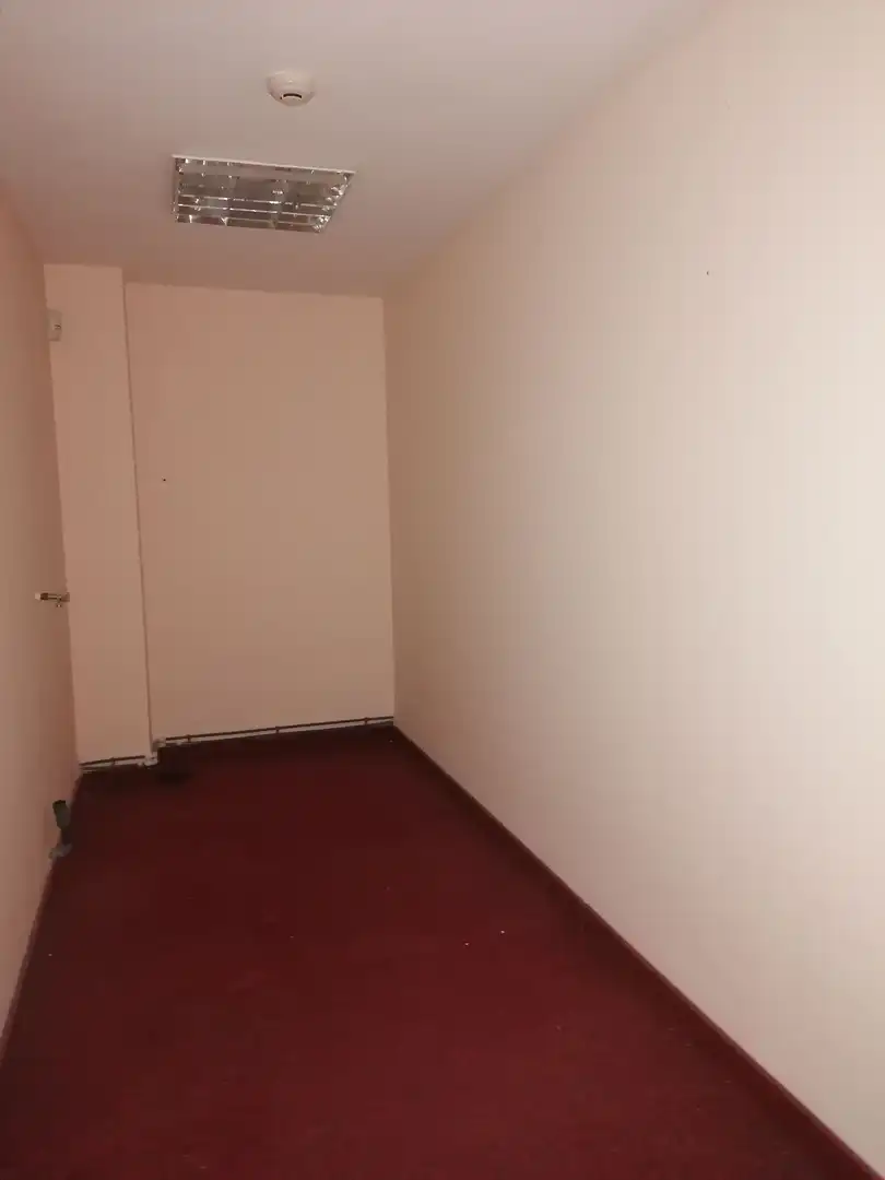 Office space with lift to rent in Calle de Alarcos, imagen 7