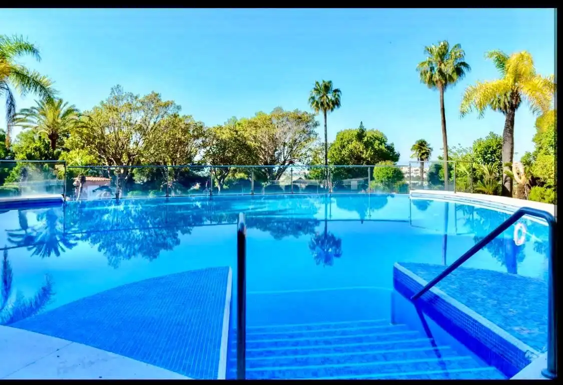 Piso con piscina en alquiler en Nueva Andalucía, imagen 33
