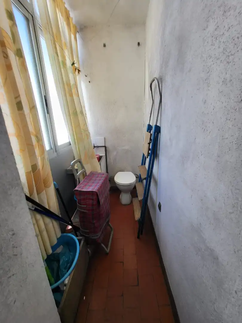 Baño de Piso en venta en Cáceres con Terraza y Amueblado