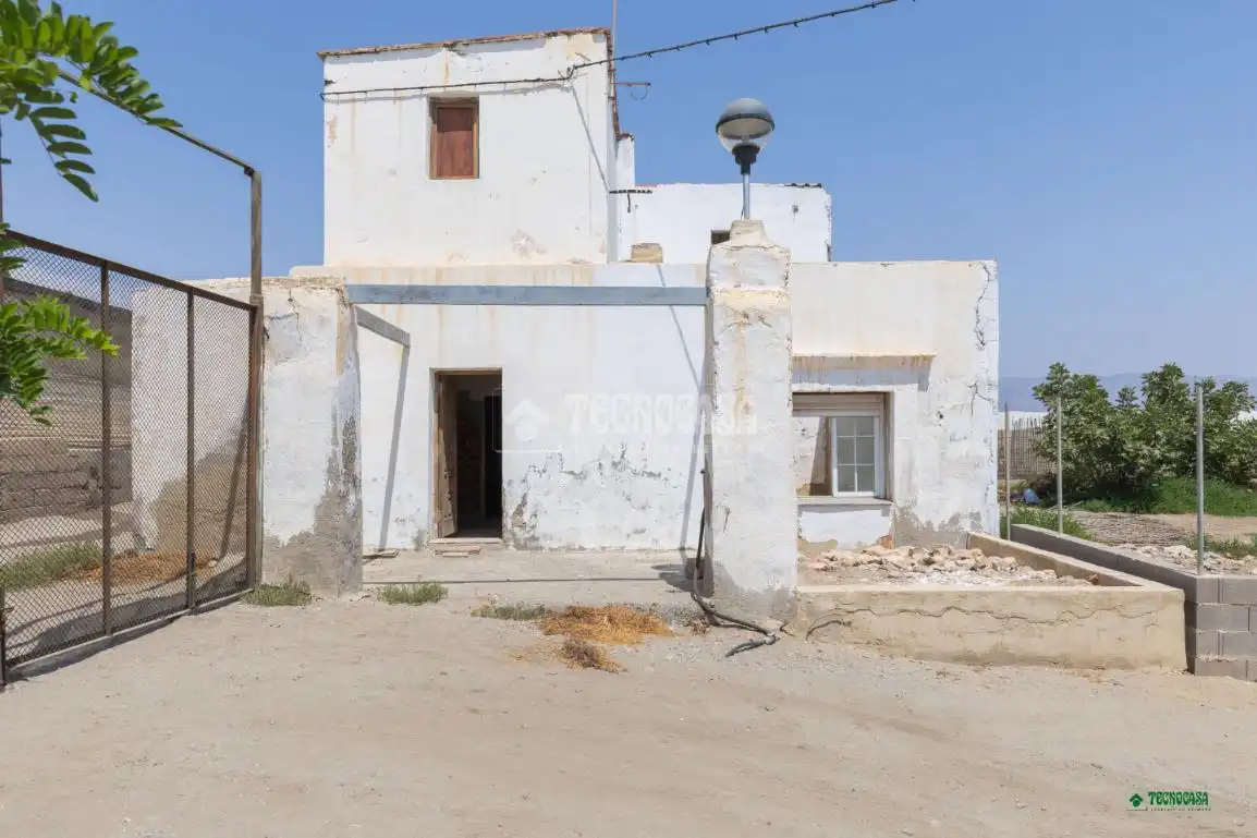 Country house zum Verkauf in Almería