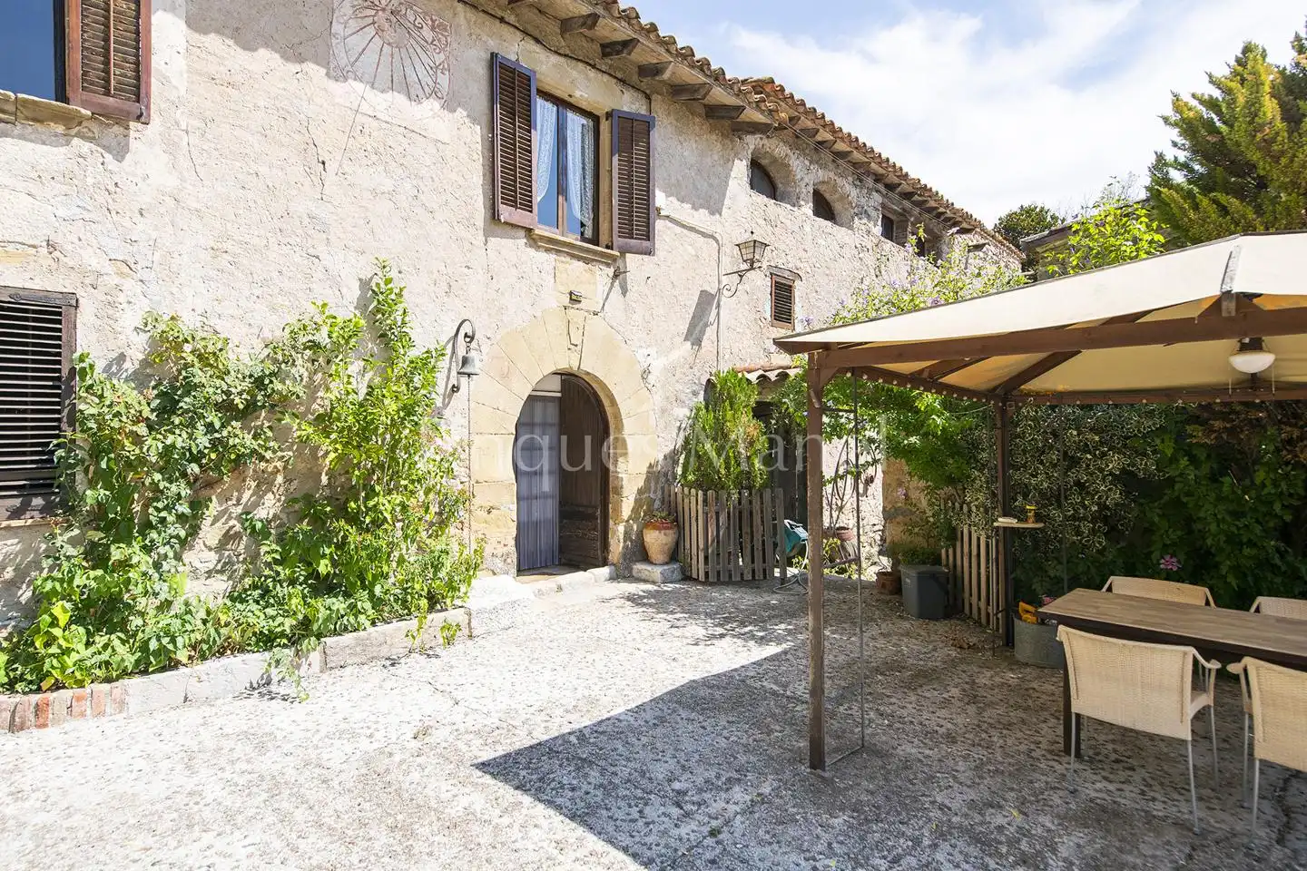 Vista exterior de Finca rústica en venda en La Cellera de Ter amb Calefacció, Jardí privat i Terrassa
