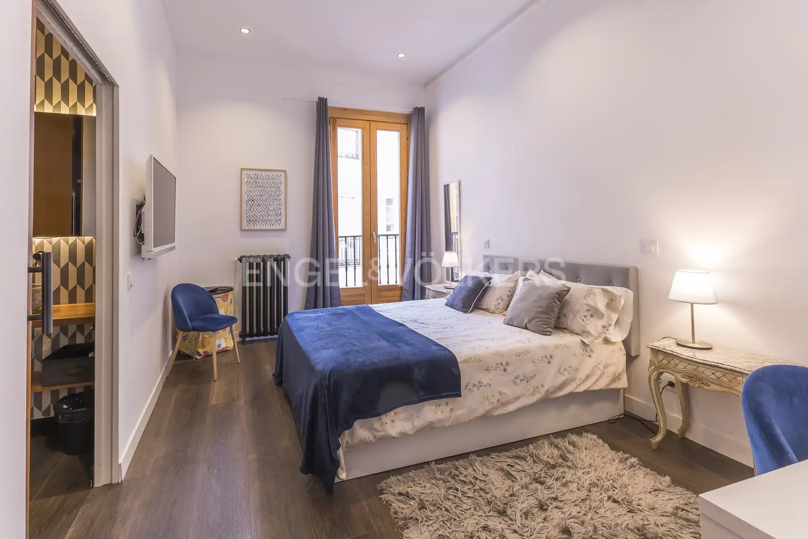 Bedroom of Flat for sale in Madrid  with Air Conditioner, Heating and Furnished
