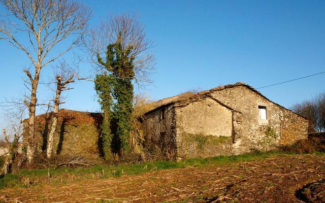 Finca rústica en Venta en Lalín