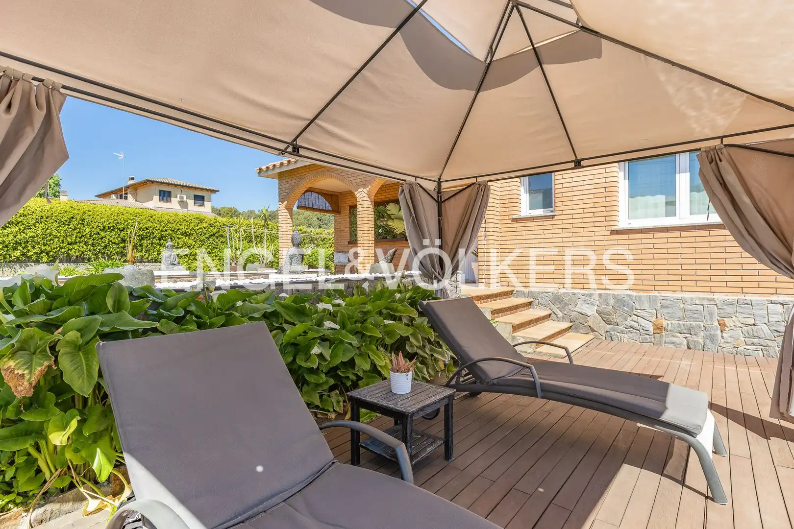 Terraza de Casa o chalet en venta en Castellar del Vallès con Aire acondicionado, Calefacción y Jardín privado